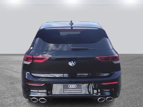 Used 2024 Volkswagen Golf R image 5
