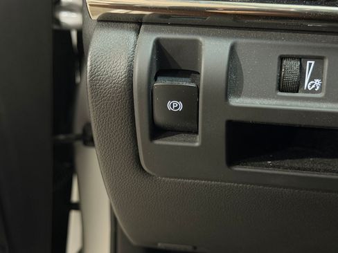 Used 2019 Cadillac CTS Luxury RWD image 16