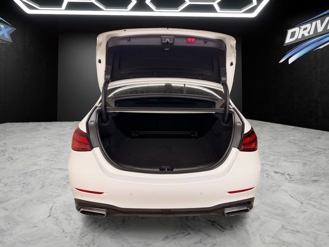 Used 2022 Mercedes-Benz C 300 Sedan image 11