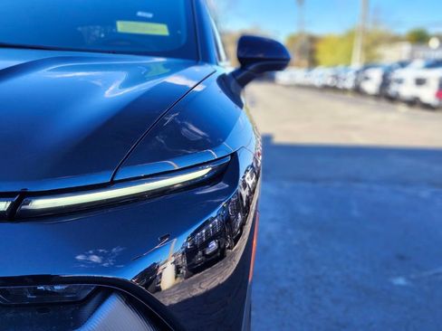 New 2026 Chevrolet Equinox EV LT image 10