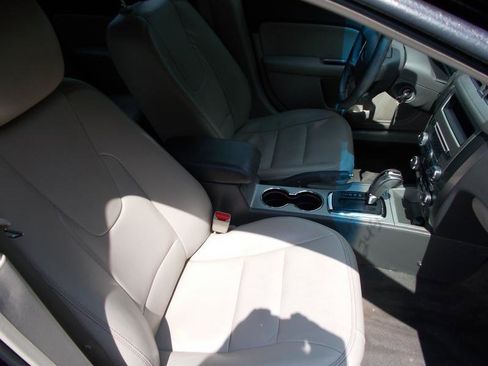 Used 2012 Ford Fusion SEL image 20