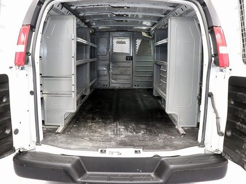 Certified 2023 GMC Savana 2500 Extended w/ Driver Convenience Package image 20