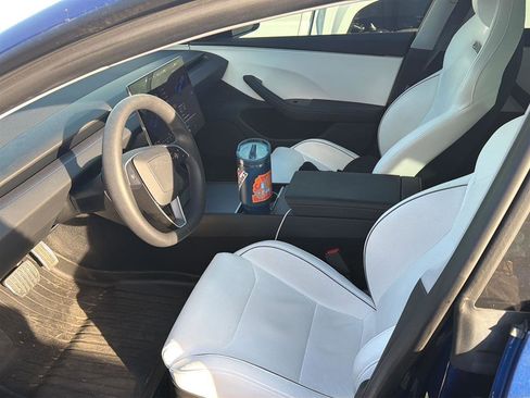 Used 2025 Tesla Model 3 Performance image 3