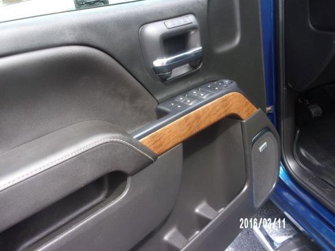 Used 2017 Chevrolet Silverado 1500 LTZ w/ Sport Package image 8