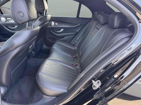 Used 2022 Mercedes-Benz E 350 Sedan image 11