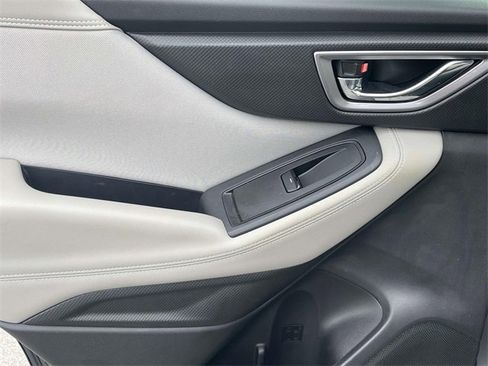 Used 2023 Subaru Forester Premium image 25
