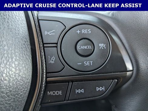 Used 2023 Toyota Camry XSE image 12