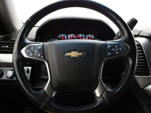 Used 2018 Chevrolet Tahoe Premier AWD/4WD image 34