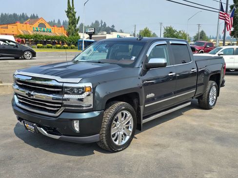 Used 2018 Chevrolet Silverado 1500 High Country AWD/4WD image 3