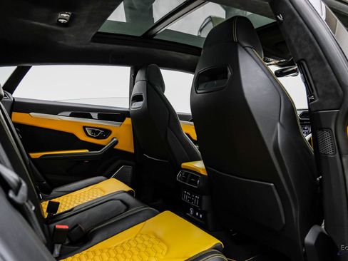 Used 2021 Lamborghini Urus AWD/4WD image 84
