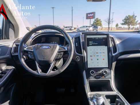 Used 2023 Ford Edge SEL image 7