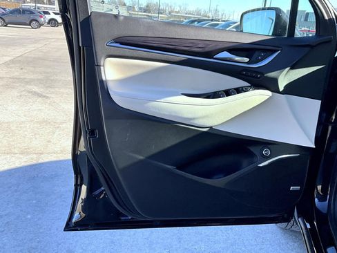 Used 2023 Buick Enclave Avenir w/ Avenir Technology Package image 10