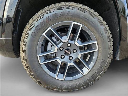 New 2026 GMC Terrain AT4 w/ Convenience Package III image 10