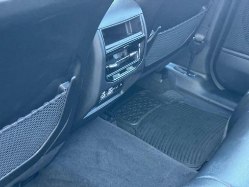 Used 2023 Jeep Grand Cherokee Limited image 20