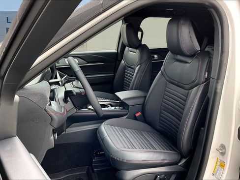 New 2026 Ford Explorer ST-Line image 26