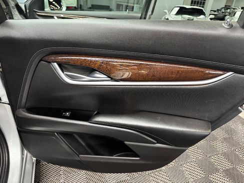 Used 2017 Cadillac XTS Luxury image 50