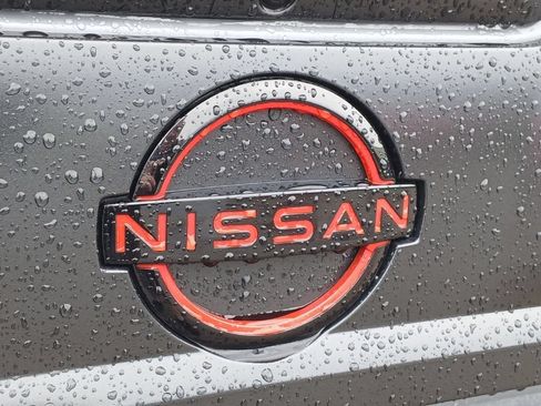 Used 2025 Nissan Frontier PRO-4X AWD/4WD image 30