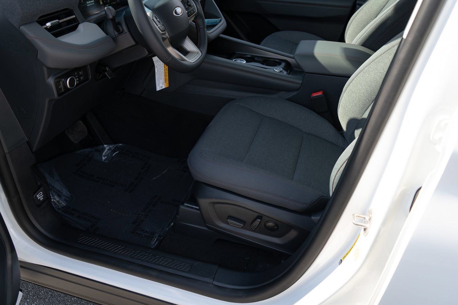 New 2026 Ford Explorer Active RWD image 17
