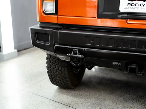 Used 2003 HUMMER H2 w/ Preferred Equipment Group AWD/4WD image 38