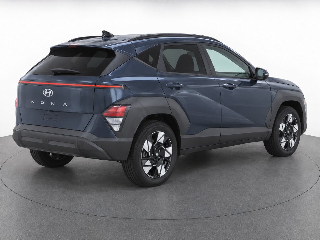 Used 2024 Hyundai Kona SEL AWD/4WD image 4