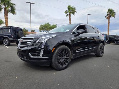 Used 2019 Cadillac XT5 Luxury FWD image 2