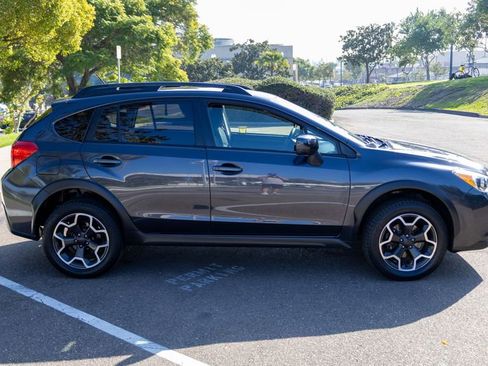 Used 2014 Subaru Crosstrek 2.0i Premium image 3
