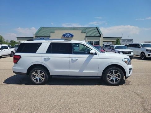 Used 2024 Ford Expedition Limited AWD/4WD image 22
