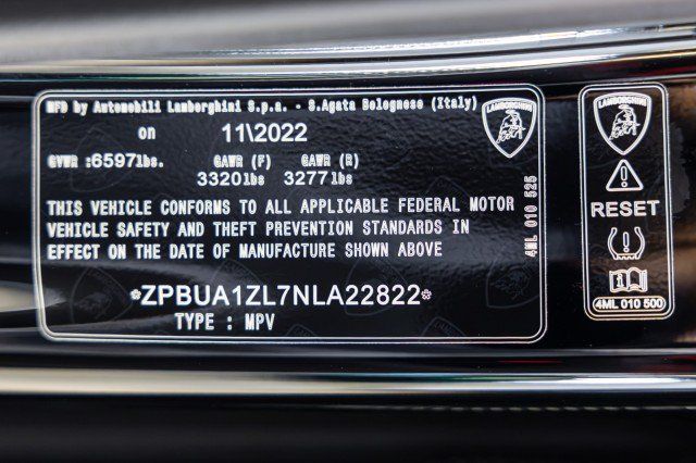 Used 2022 Lamborghini Urus AWD/4WD image 56