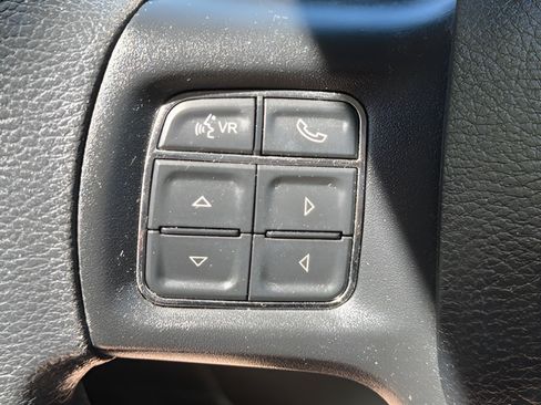 Used 2019 RAM 1500 Express w/ Express Value Package AWD/4WD image 19