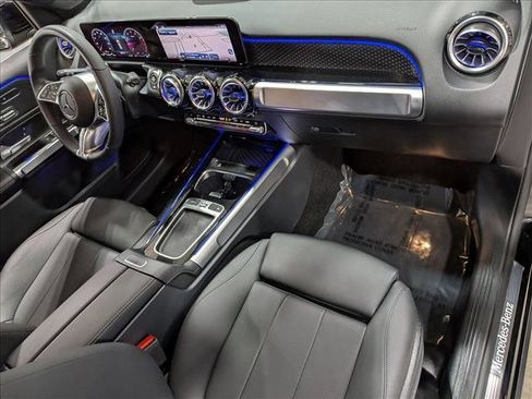 Used 2025 Mercedes-Benz GLB 250 GLB 250 image 22