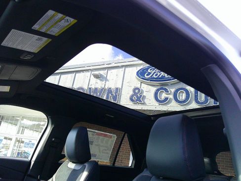 New 2026 Ford Explorer ST w/ Sun And Sound Package AWD/4WD image 10