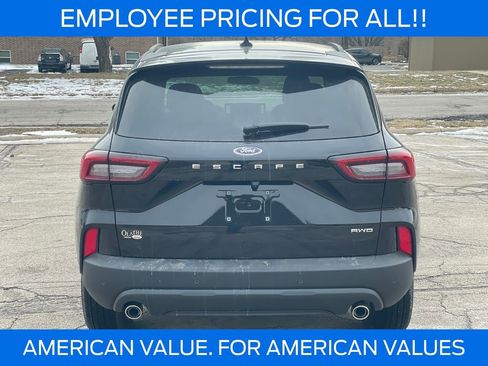 New 2026 Ford Escape ST-Line w/ Tech Pack #1 AWD/4WD image 4