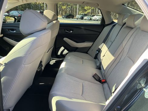 Certified 2025 Honda Accord SE image 33