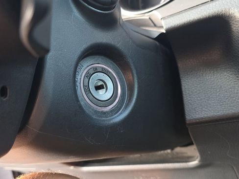 Used 2024 Toyota Camry SE FWD image 23