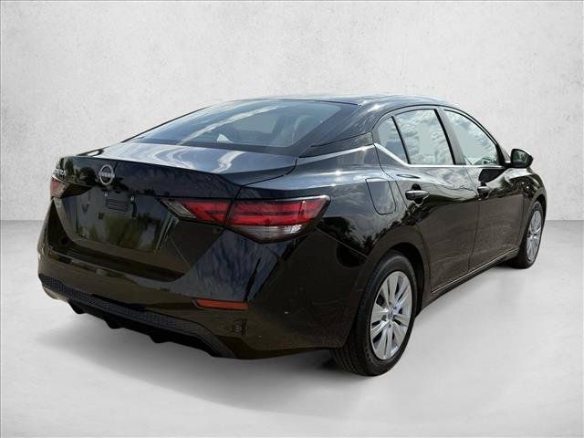 Used 2025 Nissan Sentra S FWD image 5