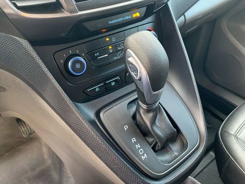 Certified 2023 Ford Transit Connect XL image 27