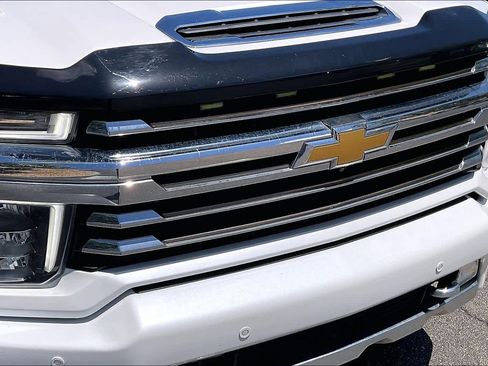 Certified 2023 Chevrolet Silverado 2500 High Country w/ Z71 Off-Road Package AWD/4WD image 29