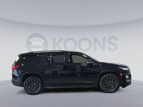 Used 2023 Chevrolet Traverse RS AWD/4WD image 12