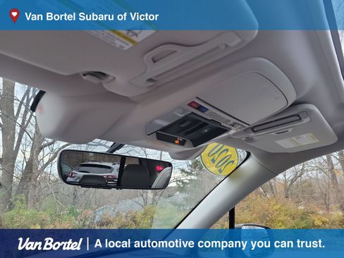 Used 2020 Subaru Forester Limited image 21