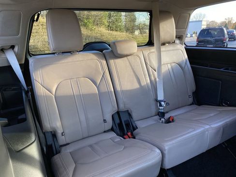 Certified 2023 Ford Expedition Limited image 44