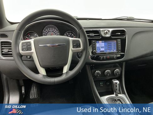 Used 2013 Chrysler 200 Limited image 18