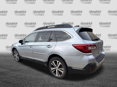 Used 2019 Subaru Outback 2.5i Limited AWD/4WD image 8
