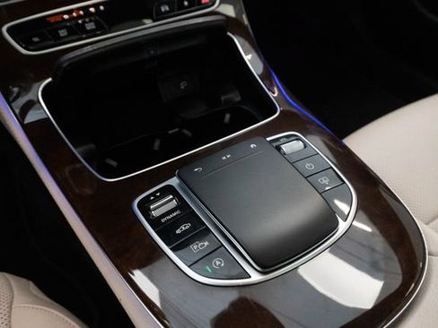 Used 2022 Mercedes-Benz E 450 4MATIC Sedan w/ Driver Assistance Package image 13
