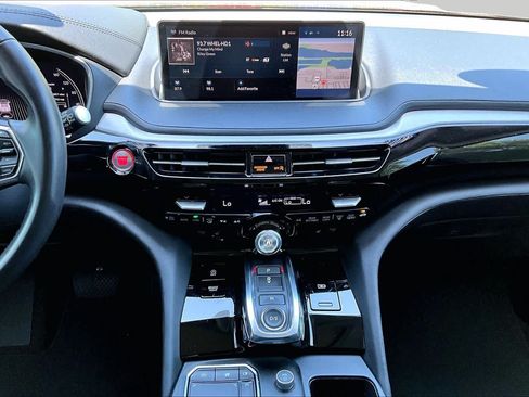 Certified 2024 Acura MDX FWD w/ Technology Package image 7