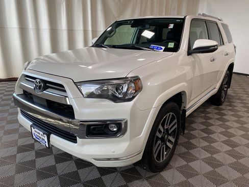 Used 2021 Toyota 4Runner Limited AWD/4WD image 5
