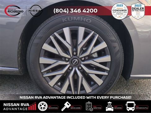 Used 2025 Nissan Altima 2.5 SV w/ SV Premium Package image 11