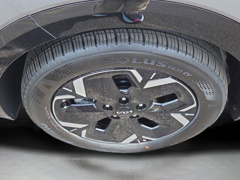 New 2026 Kia Niro Wave FWD image 32