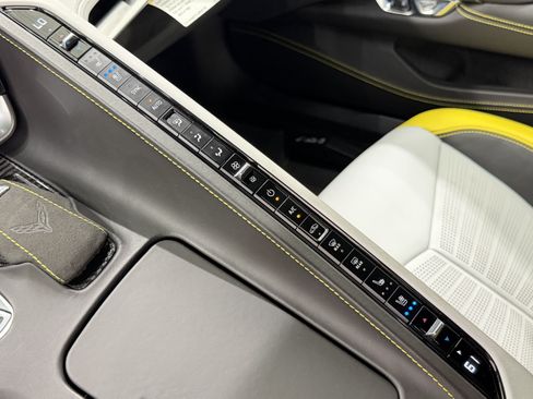Used 2022 Chevrolet Corvette Stingray Premium Cpe RWD image 44