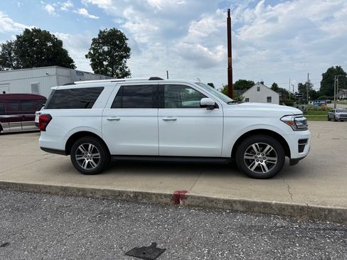 Used 2024 Ford Expedition Max Limited AWD/4WD image 5