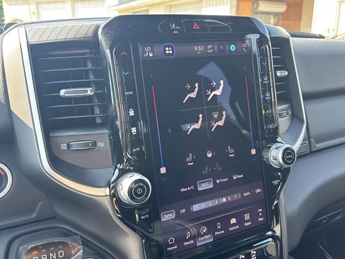 New 2026 RAM 1500 Big Horn AWD/4WD image 21